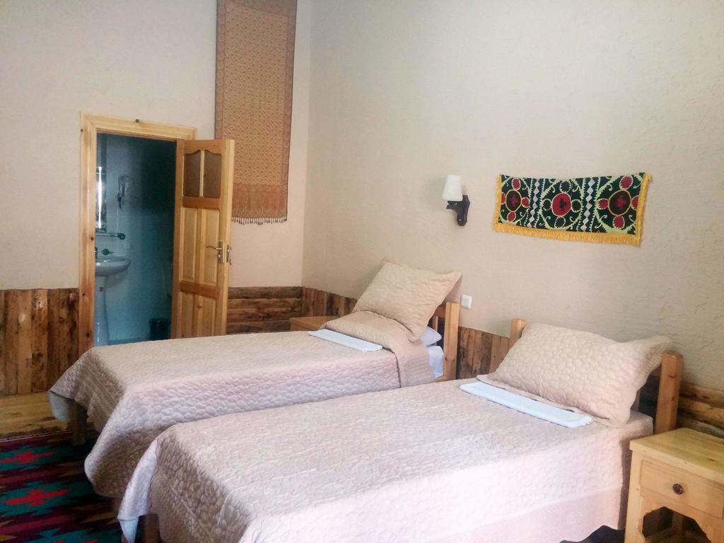 Qosha Darvoza Hotel Khiva Phòng bức ảnh